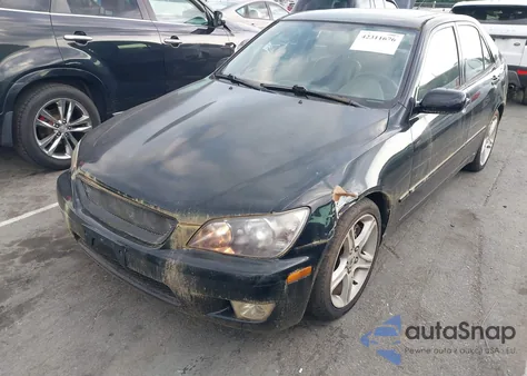 2002 Lexus Is 300 from USA, damaged, VIN JTHBD192X20039560